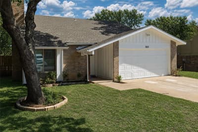 3615 Ravenhill Lane, Arlington TX 76016 - Photo 3