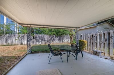 3605 Pleasant Run Road, Irving TX 75062 - Photo 5