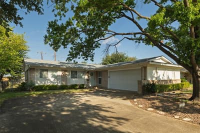 3605 Pleasant Run Road, Irving TX 75062 - Photo 4
