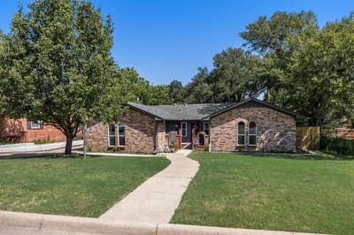 4825 Barnett Street, Fort Worth TX 76103 - Photo 3