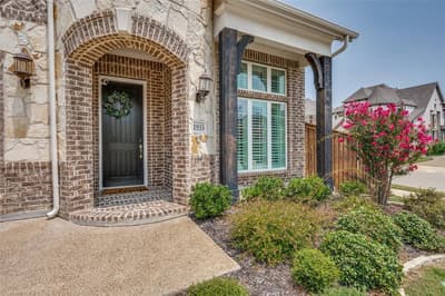 1935 Stamp Road, Irving TX 75062 - Photo 2