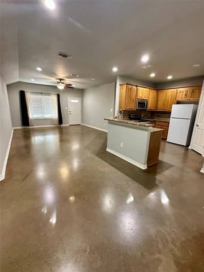 134 Dennis Drive, Azle TX 76020 - Photo 4