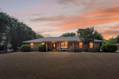 105 Prairie Creek Road, Red Oak TX 75154
