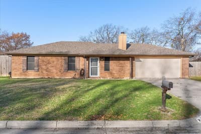 432 Post Oak Lane, Burleson TX 76028 - Photo 2