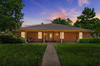 112 Diane Drive, Sanger TX 76266