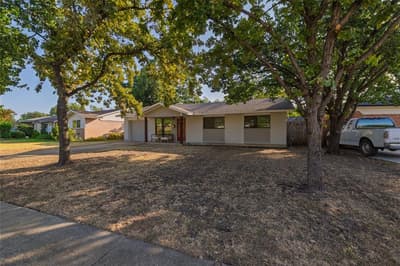 2906 Harvard Street N, Irving TX 75062 - Photo 2