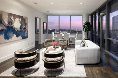 2200 Victory Avenue # 2007, Dallas TX 75219 - Photo 2