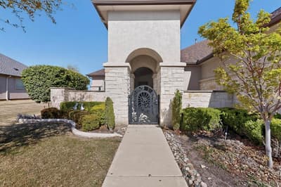 8708 Crestview Drive, Denton TX 76207 - Photo 4