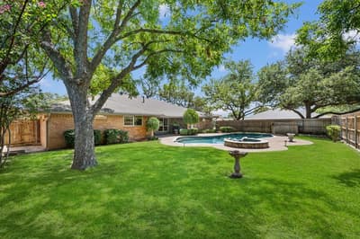 1600 Forest Glen Court, Pantego TX 76013 - Photo 3