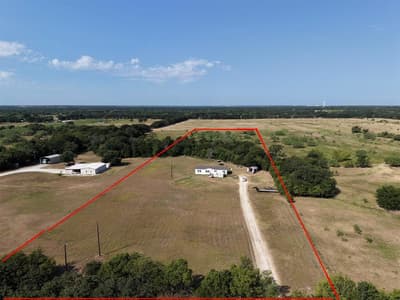 676 Homer Young, Axtell TX 76624