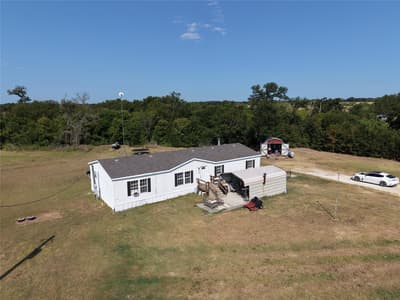 676 Homer Young, Axtell TX 76624 - Photo 5