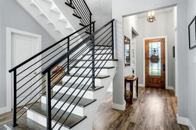 1300 Worthington Street, Grapevine TX 76051 - Photo 3