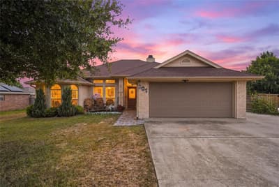 601 Sapphire Boulevard, Hewitt TX 76643