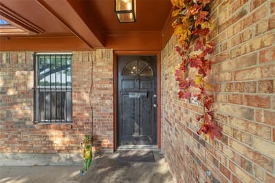 1646 Savage Drive, Mesquite TX 75149 - Photo 2