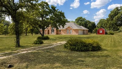 4201 E Bankhead Highway, Weatherford TX 76087 - Photo 2