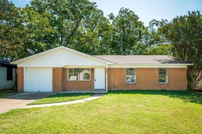 204 S Lillis Lane, Denison TX 75020