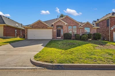 7521 Summer Meadows Drive, Fort Worth TX 76123