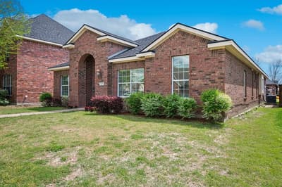 608 Bonham Drive, Lavon TX 75166 - Photo 2