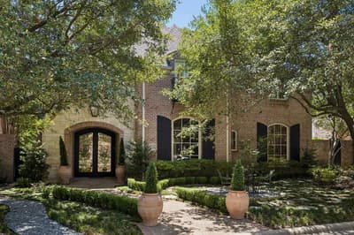6914 Oak Manor Drive, Dallas TX 75230