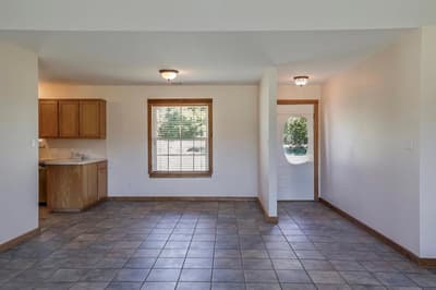 4024 J Rendon Road, Burleson TX 76028 - Photo 4