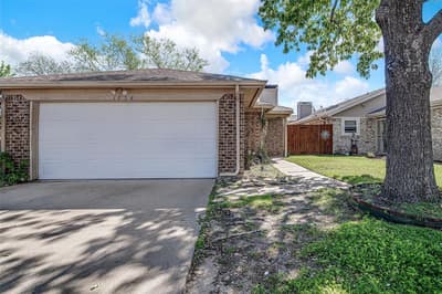 1726 Magnolia Lane, Euless TX 76039 - Photo 2
