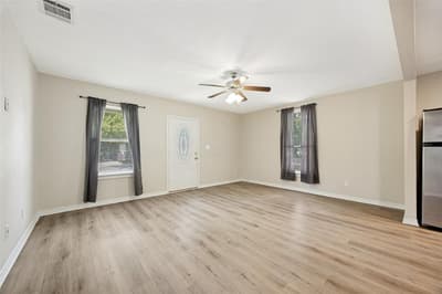 213 N Holly Avenue, Sherman TX 75092 - Photo 3