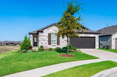 2701 Webb Avenue, Aubrey TX 76227 - Photo 2