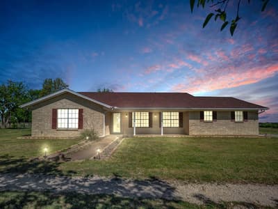 5108 Woodard Avenue, Cleburne TX 76033 - Photo 2