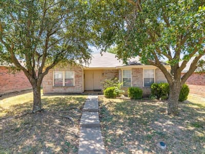 2460 Mallory Lane, Lancaster TX 75134