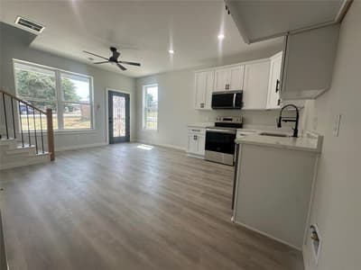 806 N Cates Street, Decatur TX 76234 - Photo 5