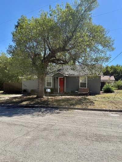 505 Cummins Street, Bowie TX 76230