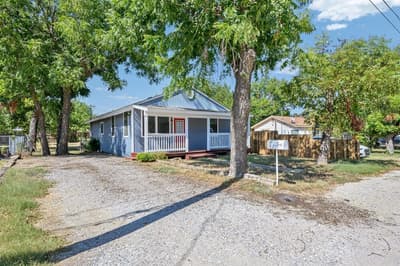1210 Elmira Street, Weatherford TX 76086