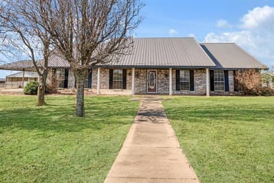 3754 County Road 11300, Paris TX 75462