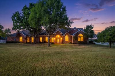 351 Rs County Road 3378, Emory TX 75440