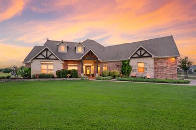 2424 County Road 613, Farmersville TX 75442