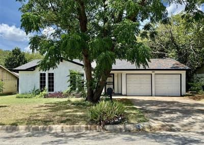 6804 Margaret Drive, Forest Hill TX 76140 - Photo 2