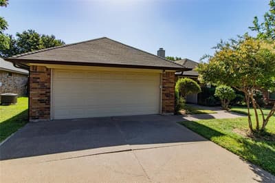 8220 Willis Lane, Watauga TX 76148