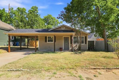 217 E Hull Street, Denison TX 75021