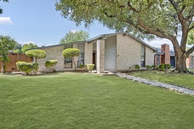 247 Woodhurst Drive, Coppell TX 75019 - Photo 2