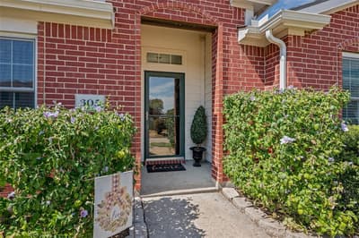 305 Cobblestone Drive, Wylie TX 75098 - Photo 4
