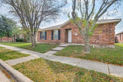 2118 Augusta Street, Lancaster TX 75146 - Photo 2