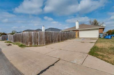 2118 Augusta Street, Lancaster TX 75146 - Photo 5