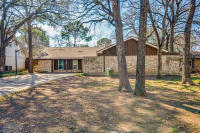 3406 Halifax Drive, Arlington TX 76013 - Photo 2