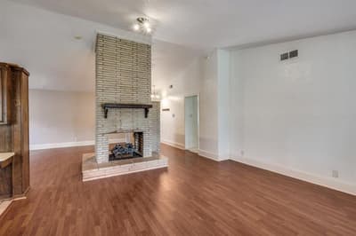 3406 Halifax Drive, Arlington TX 76013 - Photo 5
