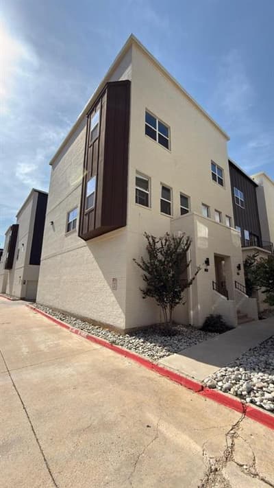 1217 Beaconfield Lane # 811, Arlington TX 76011 - Photo 2
