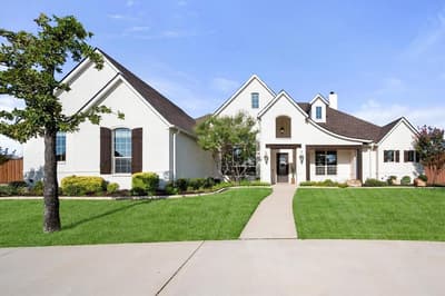 1050 Falcon Nest Drive, Kennedale TX 76060