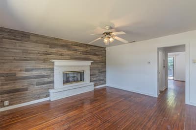 1002 W Sanford Street, Arlington TX 76012 - Photo 3