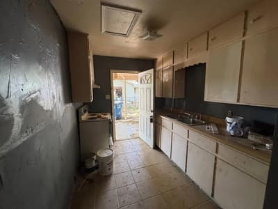 913 N 7th Street, Sanger TX 76266 - Photo 2