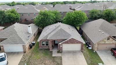 4204 Sapphire Lane, Granbury TX 76049 - Photo 5