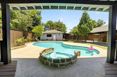 1912 Oldgate Lane, Garland TX 75042